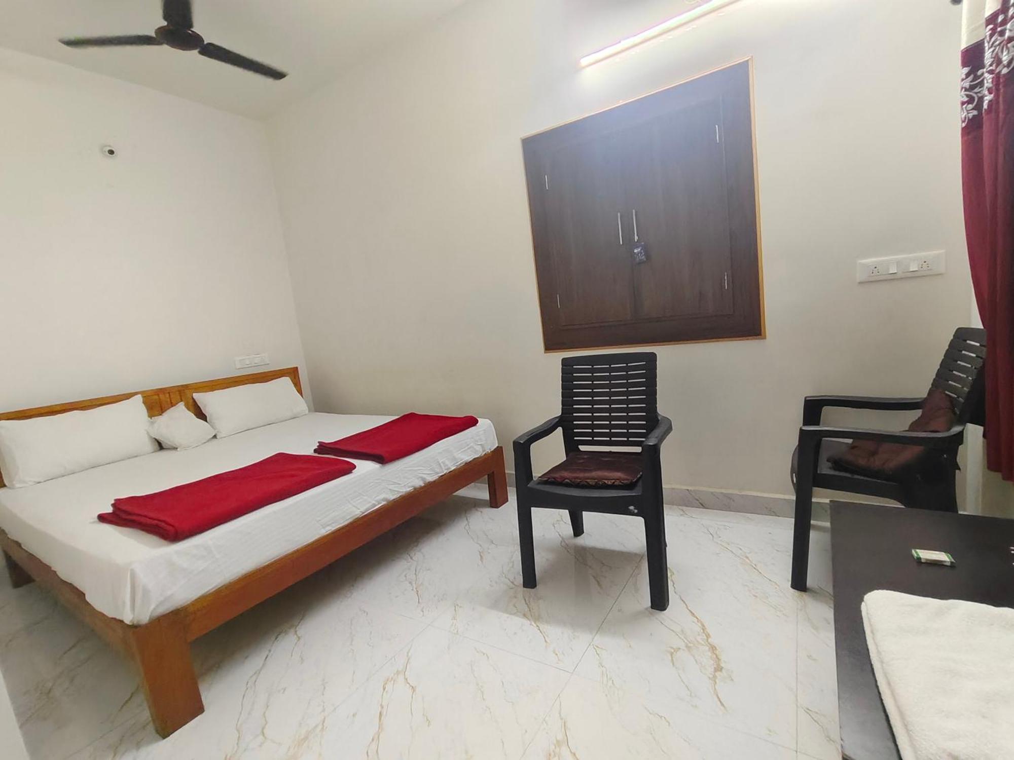 Backpiper Stay Hampi Esterno foto