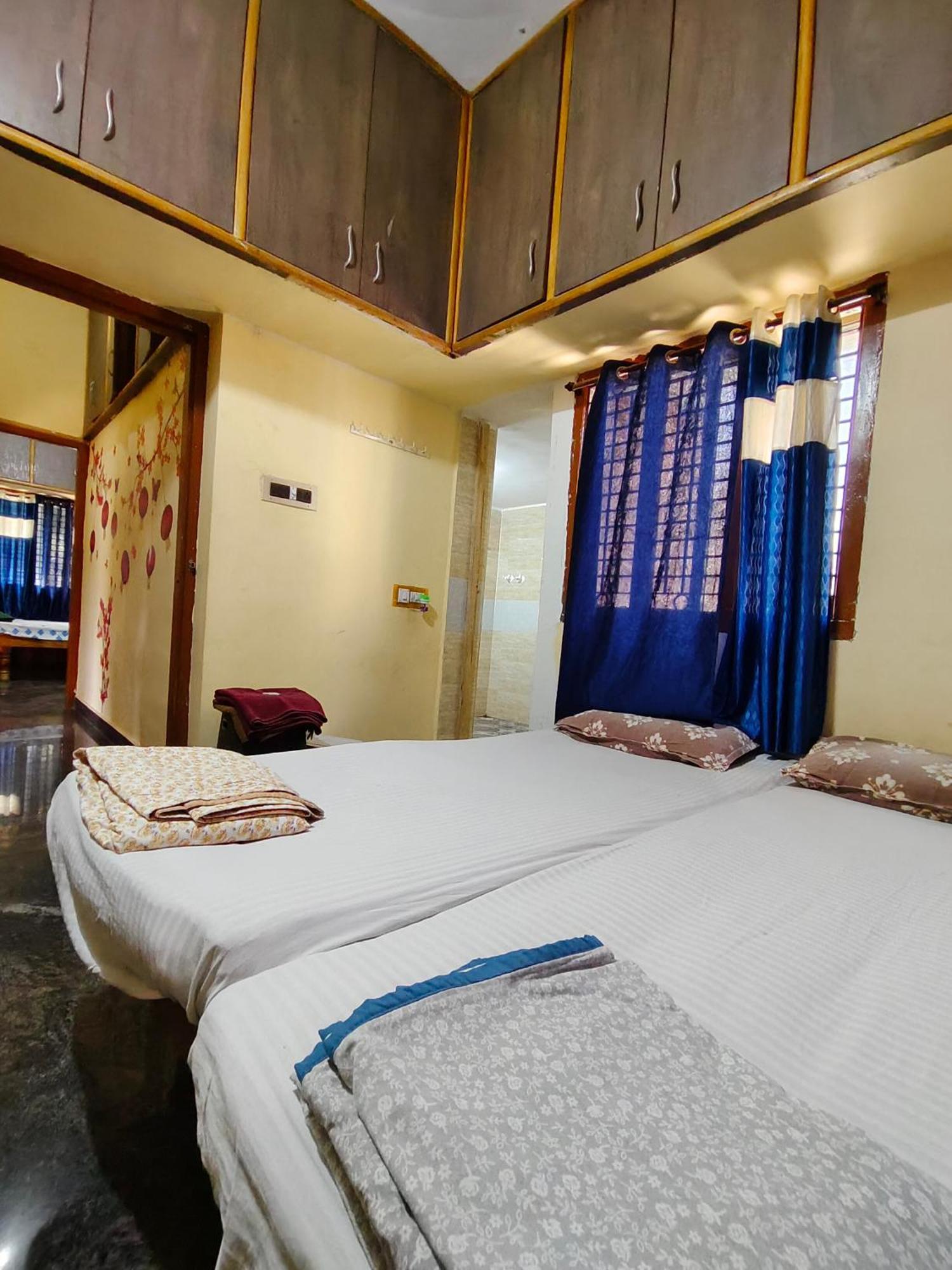 Backpiper Stay Hampi Esterno foto